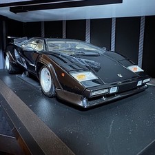 Kyosho 1/18 Lamborghini Countach LP500 Diecast Model Car Open Doors New