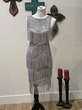 womans Babeeyond size s grey sleeveless lined flapper dress