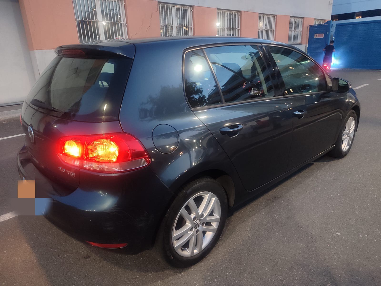 Volkswagen Golf 2.0 TDI 140cv Higline Park/Assist foto 2