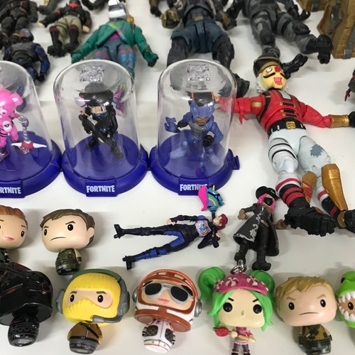 Fortnite Action Figures Bundle Lot w/ Weapons, Accessories, Building Materials - Picture 4 of 18