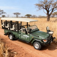 140 Africa Wildlife Safari Jeep Model Car Souvenir Collectible Green Open Side