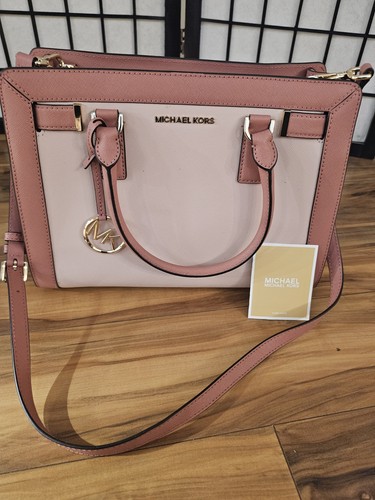 This is a classic and elegant Michael Kors Dillon satchel, perfect for both... - Picture 2 of 8