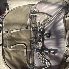 Bowtech Carbon Zion Compound Bow 70lbs Camo Carbon Fiber for Men