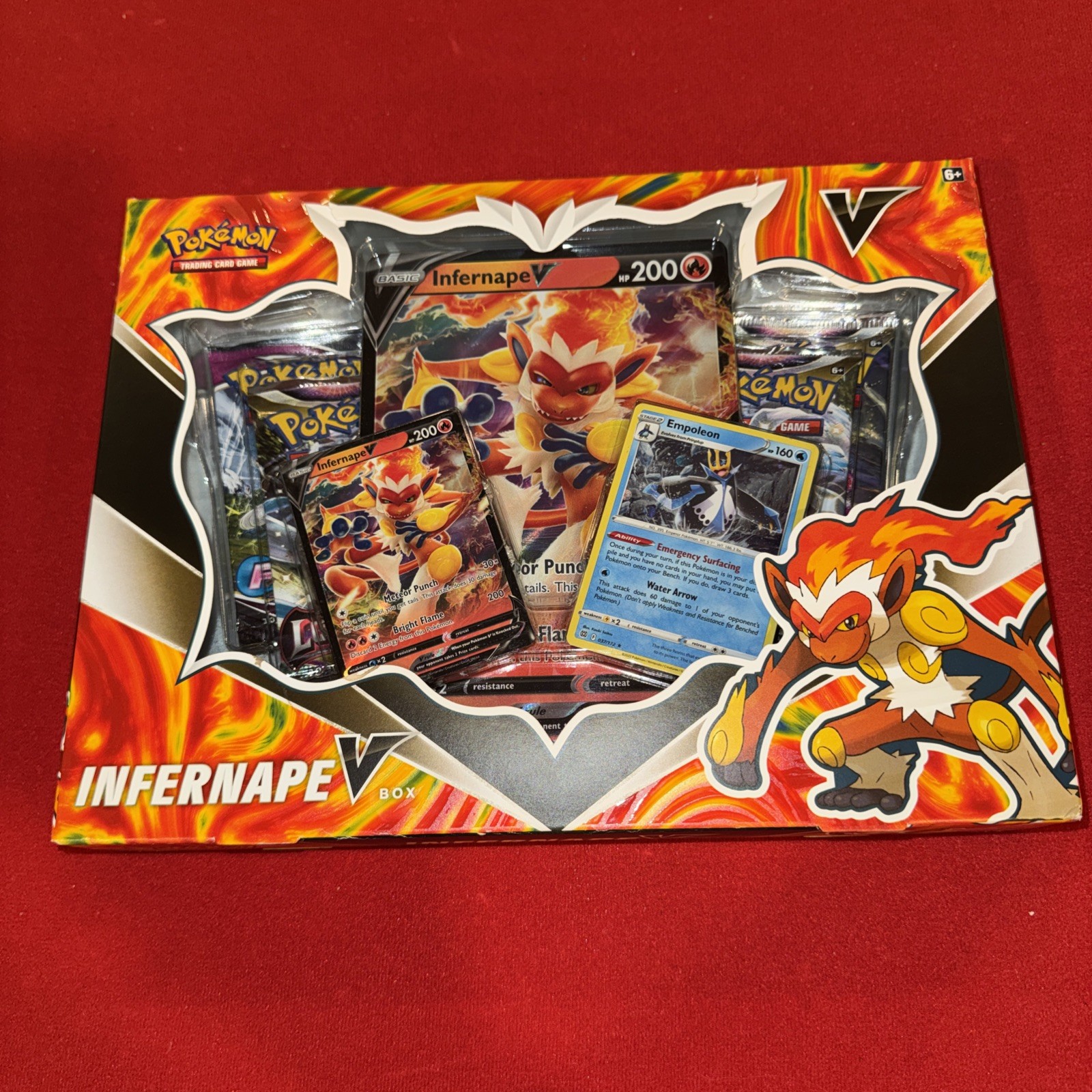 Pokemon TCG: Infernape V Box