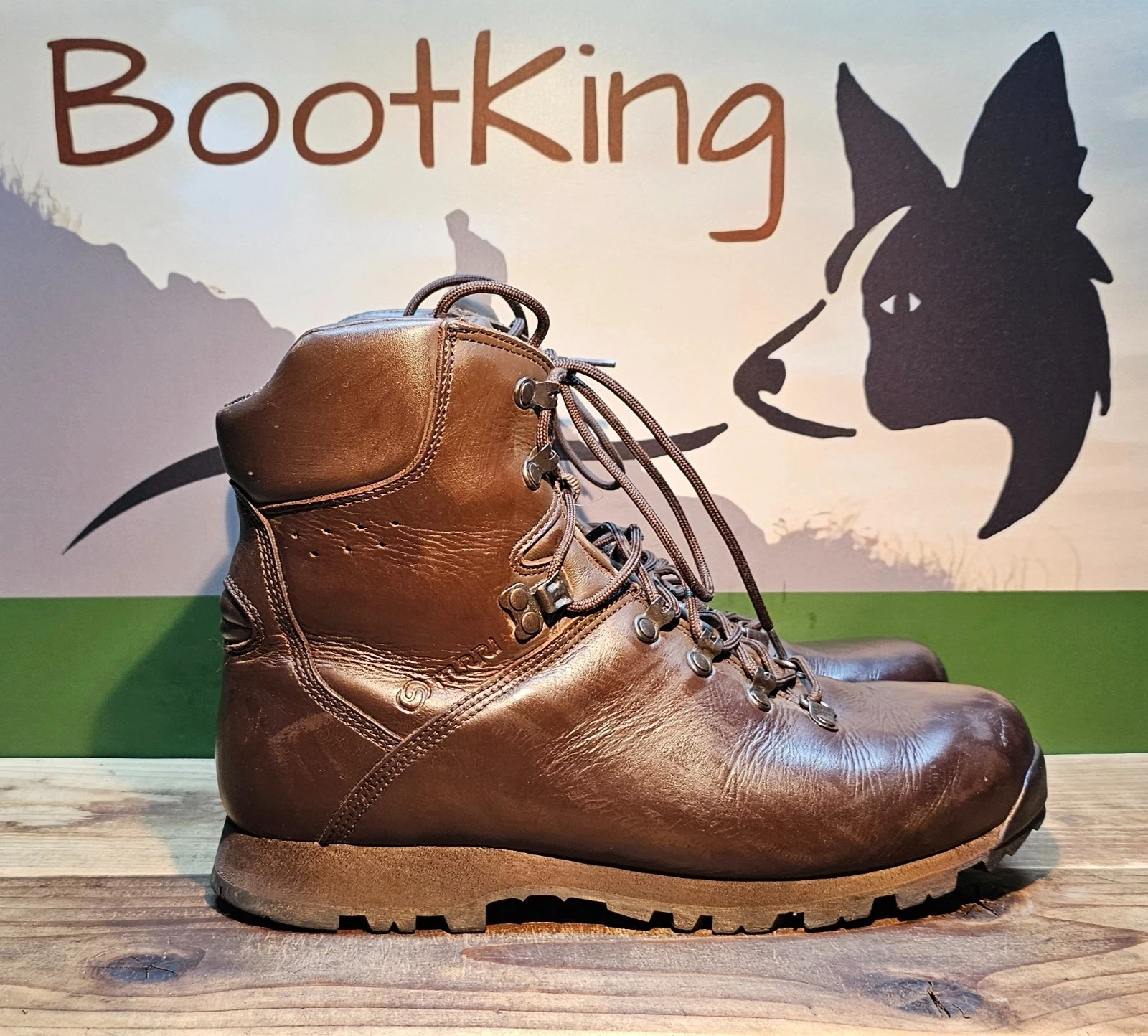 Iturri Patrol lightweight boots Hiking, Fishing Walking Outdoor Activity UK 10 M