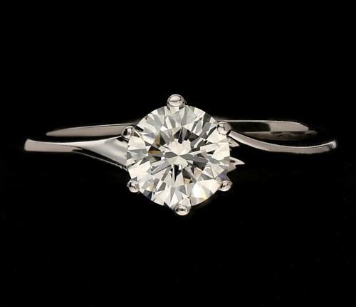 REDUCED 20% - VVS Diamond solitaire engagement ring 18K WG round .50CT Size 3.25 - Picture 9 of 9