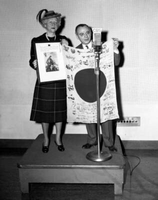 Hobby Lobby a Radio human interest program Mrs Rickenbacker with 1940s Photo 1