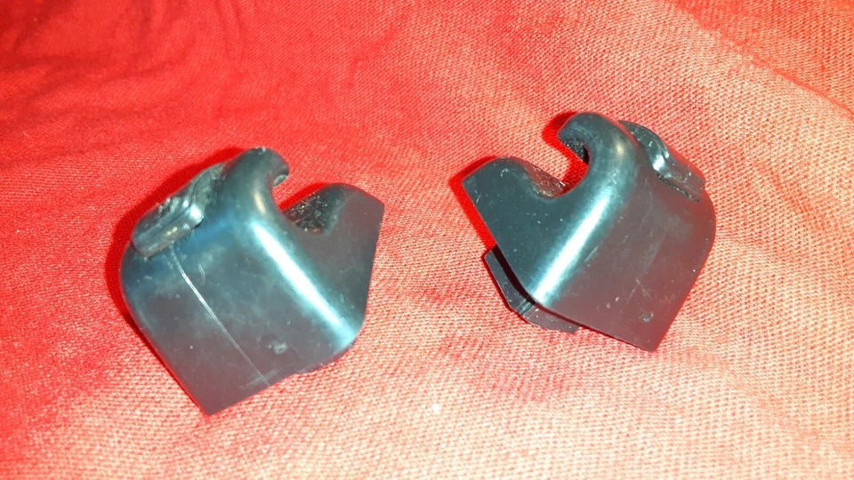 Clips parasol negros Mercedes Benz W123 W124 W201 W126 300D 240D 280 430SE OEM Foto 3 de 4