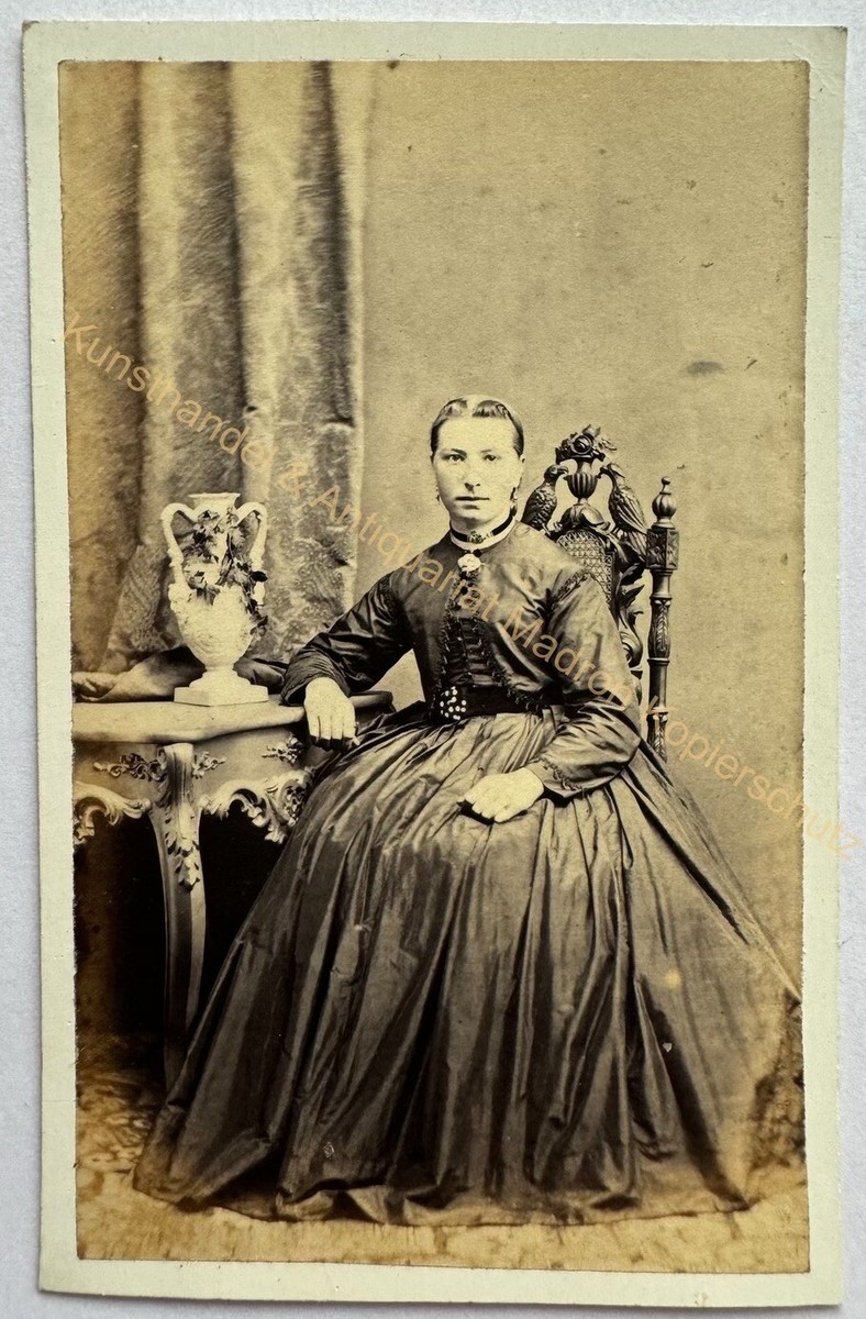 ANCIENNE CDV PHOTOGRAPHIE Monsegur Conte Nimes Vieille Femme EUR 5,00