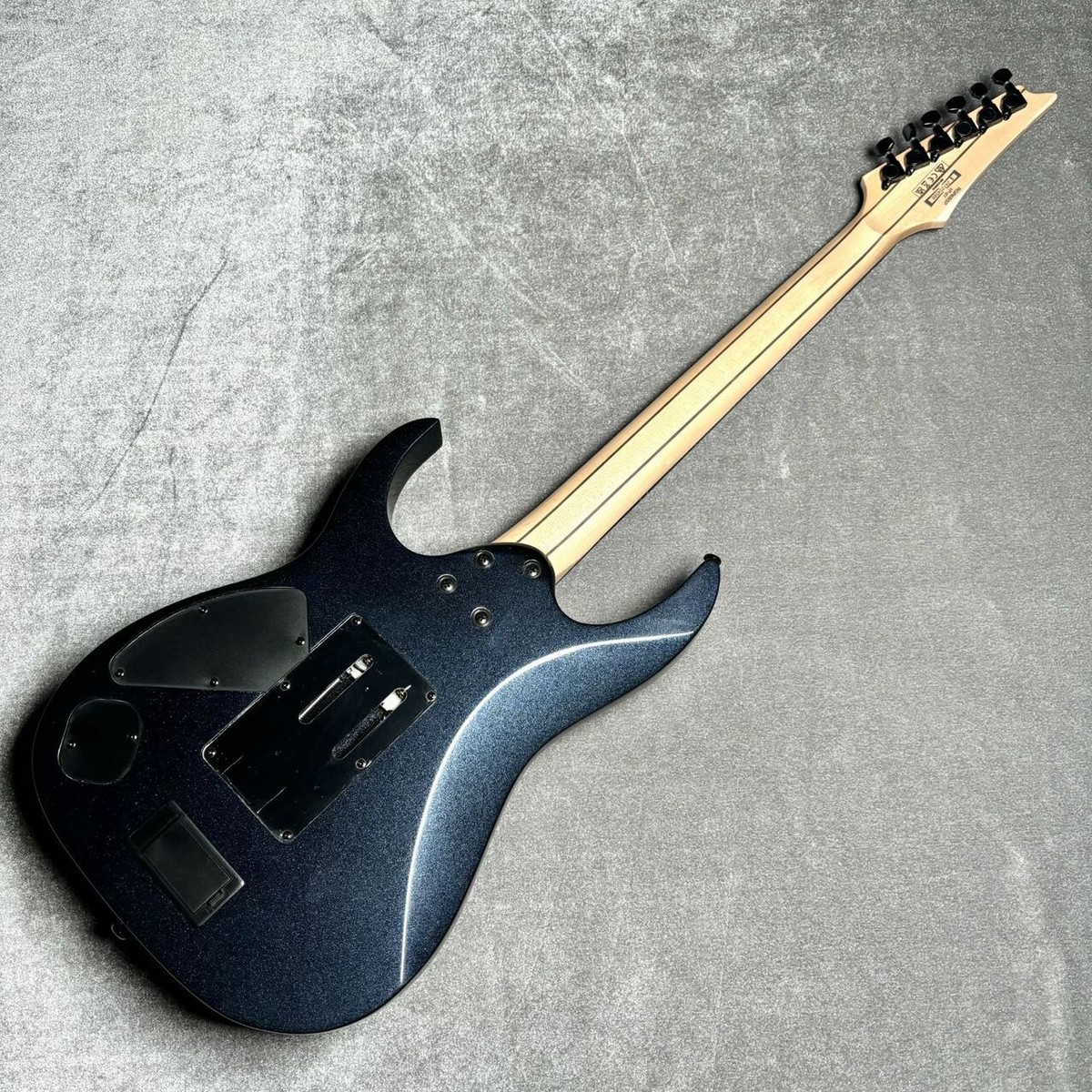 Ibanez RGR6BSP 色々セット ibanezよりブルーの限定エレキ＆ベースが登場 | ギタセレ