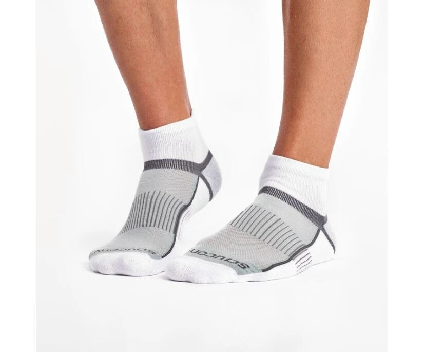 Saucony Inferno Quarter Running Socks 3 Pack White Size Large