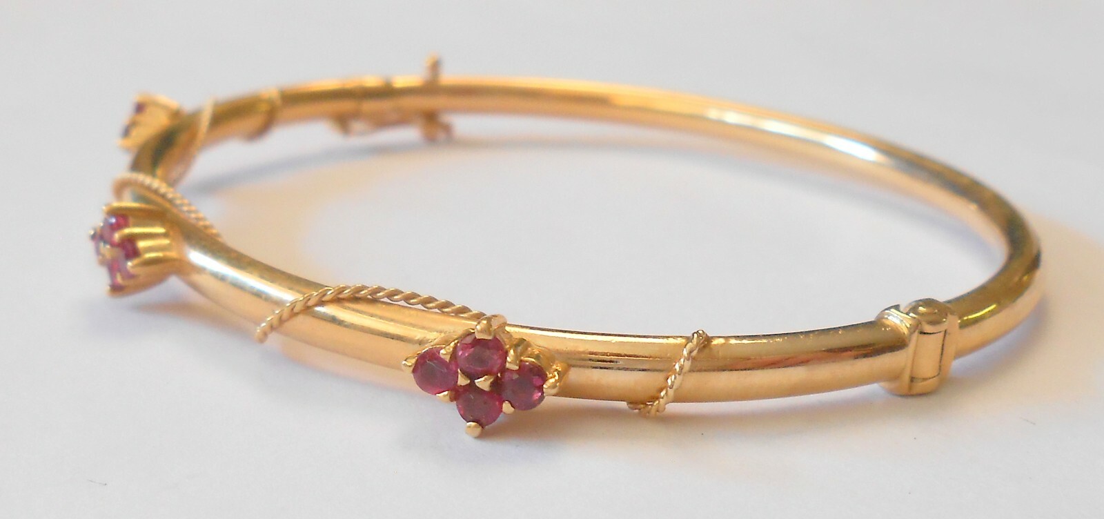 Solid 14K Yellow Gold Ruby Cluster Station Hinged… - image 3