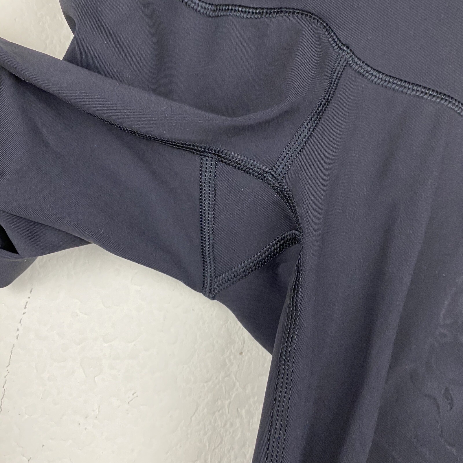 LULULEMON Size 2 Solid Black Luxtreme WUNDER UNDE… - image 4