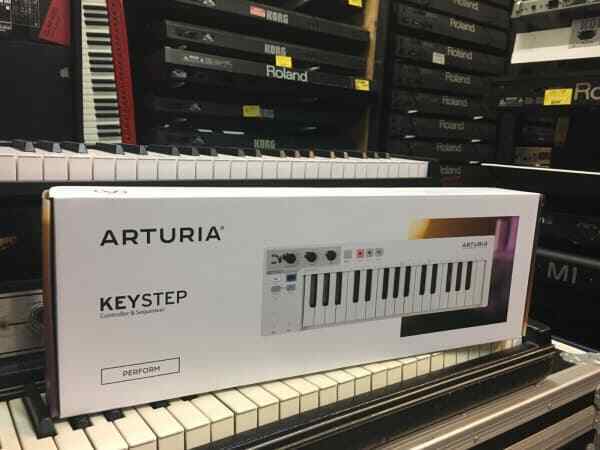 Arturia Keystep 32-Key Keyboard Controller & Sequencer New //ARM