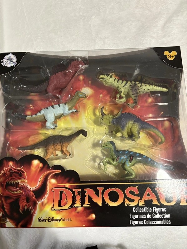 Disney  Dinosaur Land Dinosaur Figurine Set Collectible Plastic Set of 6
