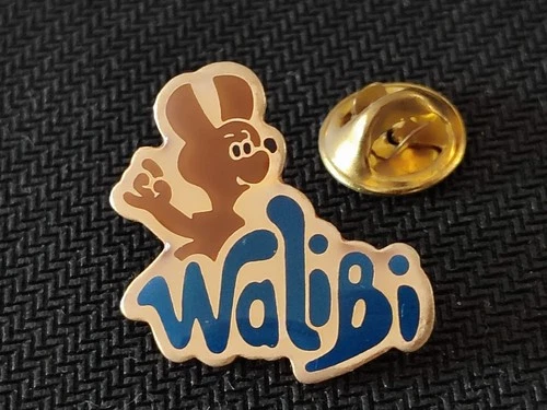 Vintage Walibi Park Advertising Pin's 1retro83