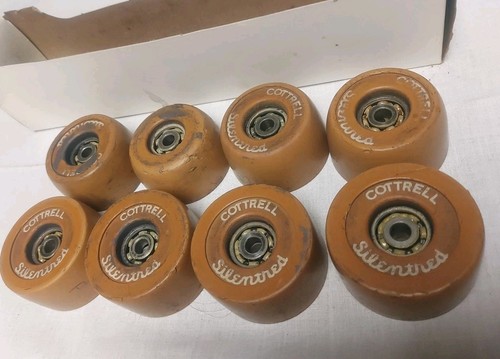 Vintage Cottrell Silentred Skate Wheels Set Of 8 - Picture 3 of 3