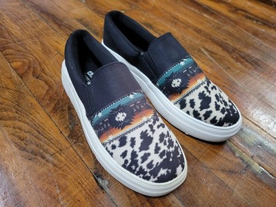 Size 11 Crazy Train Cooky Kicks Cowhide Black Slip On Flat Serape Aztec Women's