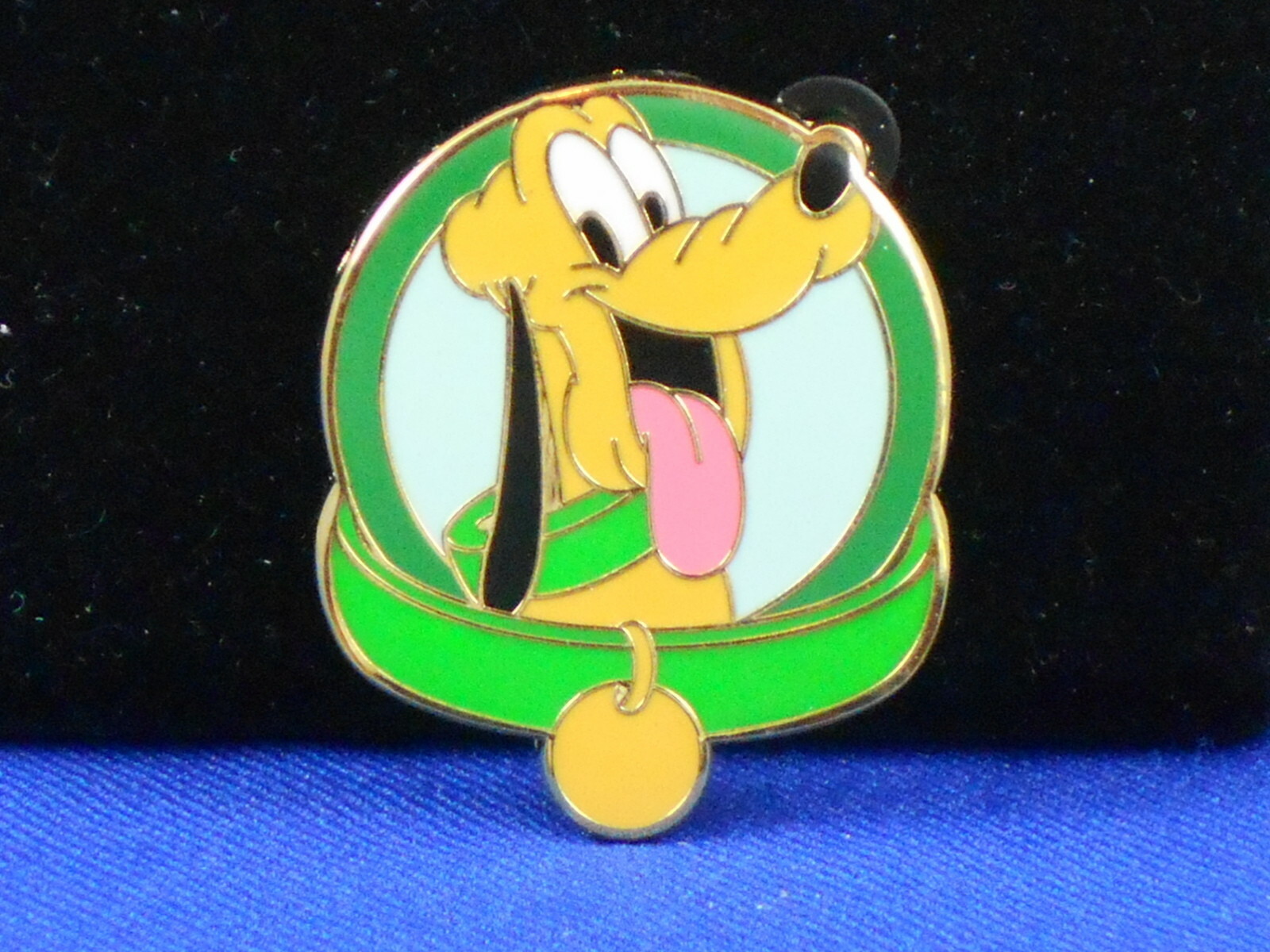 Disney MAGICAL MYSTERY PINS Series 5 Cats &amp; Dogs Pluto Collar Circle ...