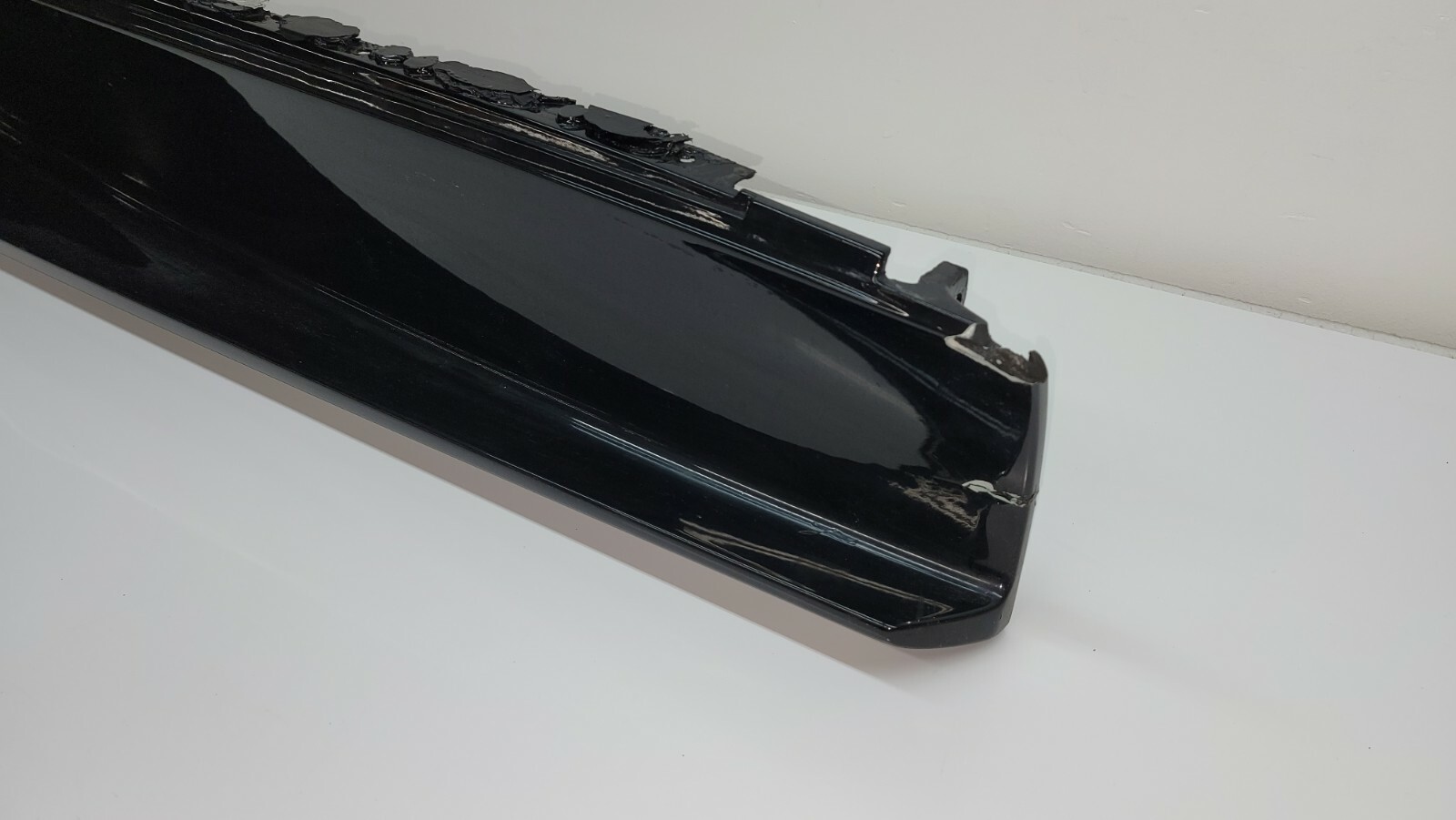 LAMBORGHINI MURCIELAGO LP640 PASSENGER RIGHT SIDE ROCKER PANEL OEM 410853990A