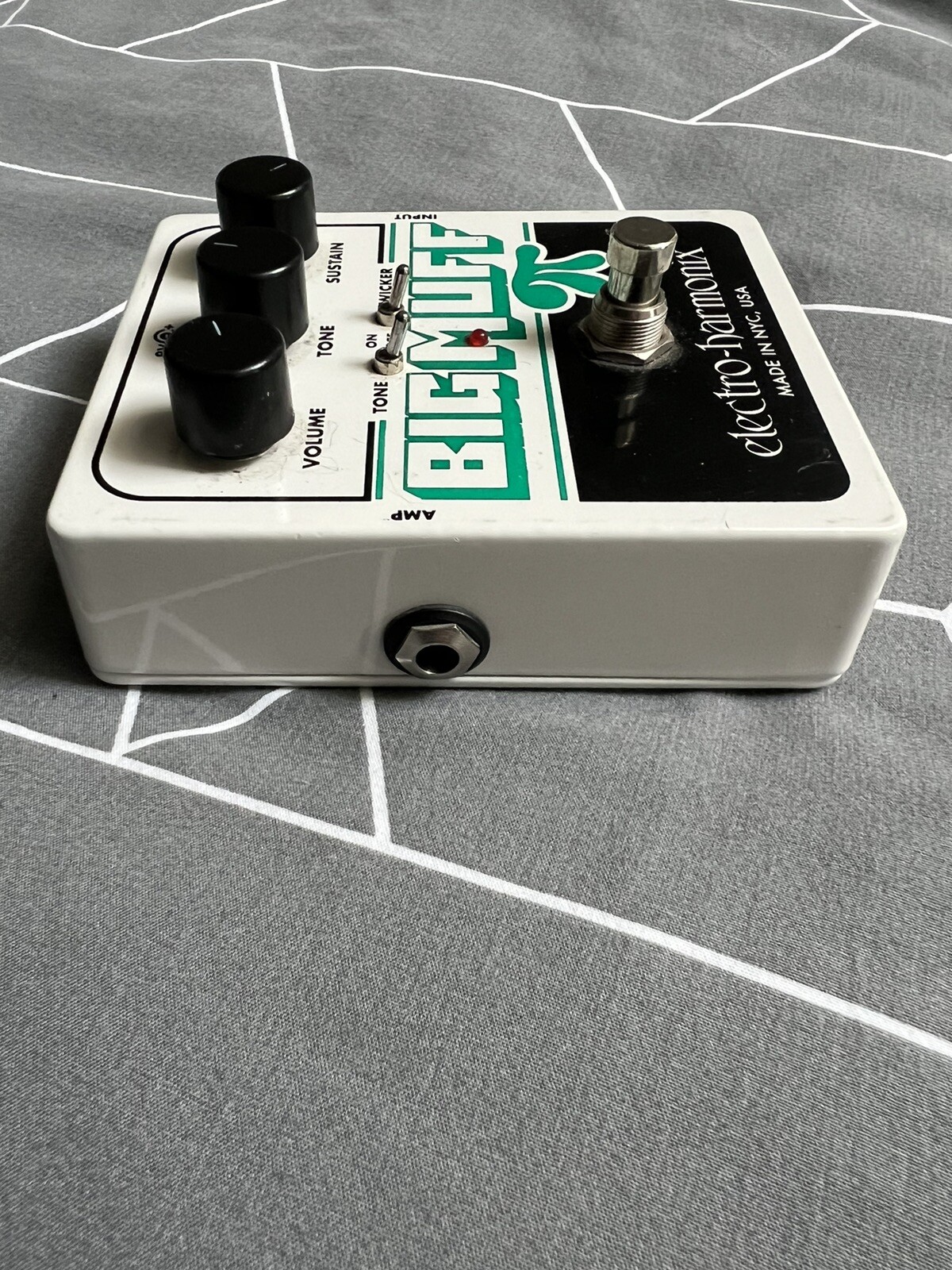 ElectroHarmonix Big Muff Pi with Tone Wicker Fuzz Effects Pedal eBay