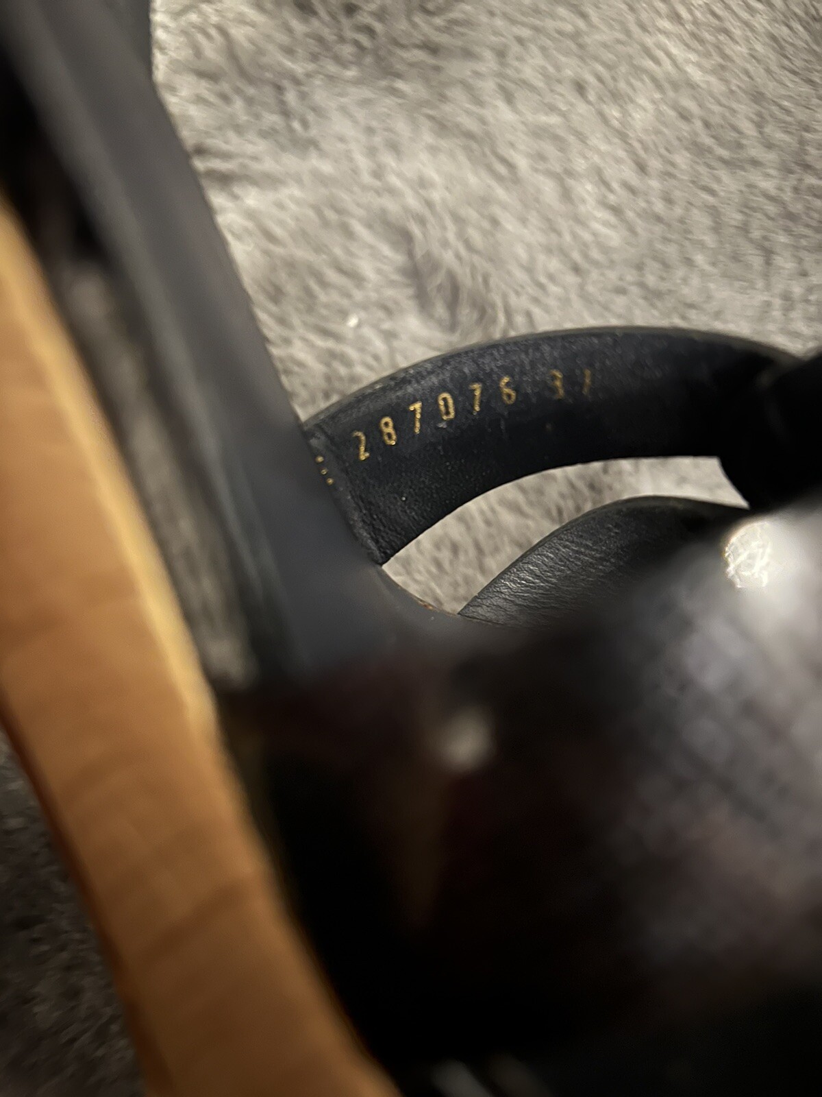 YSL Tribute Yves Saint Laurent Tacchi a plateau in pelle nera legno 37