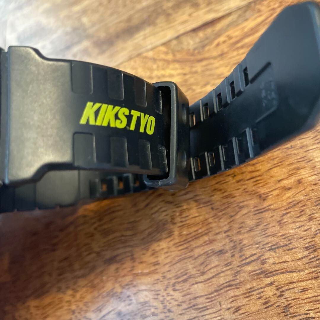 時計 CASIO G-SHOCK kiks tyo Air Max95 Casio G-Shock Kiks Tyo Air Max95 25th Anniversary 5500