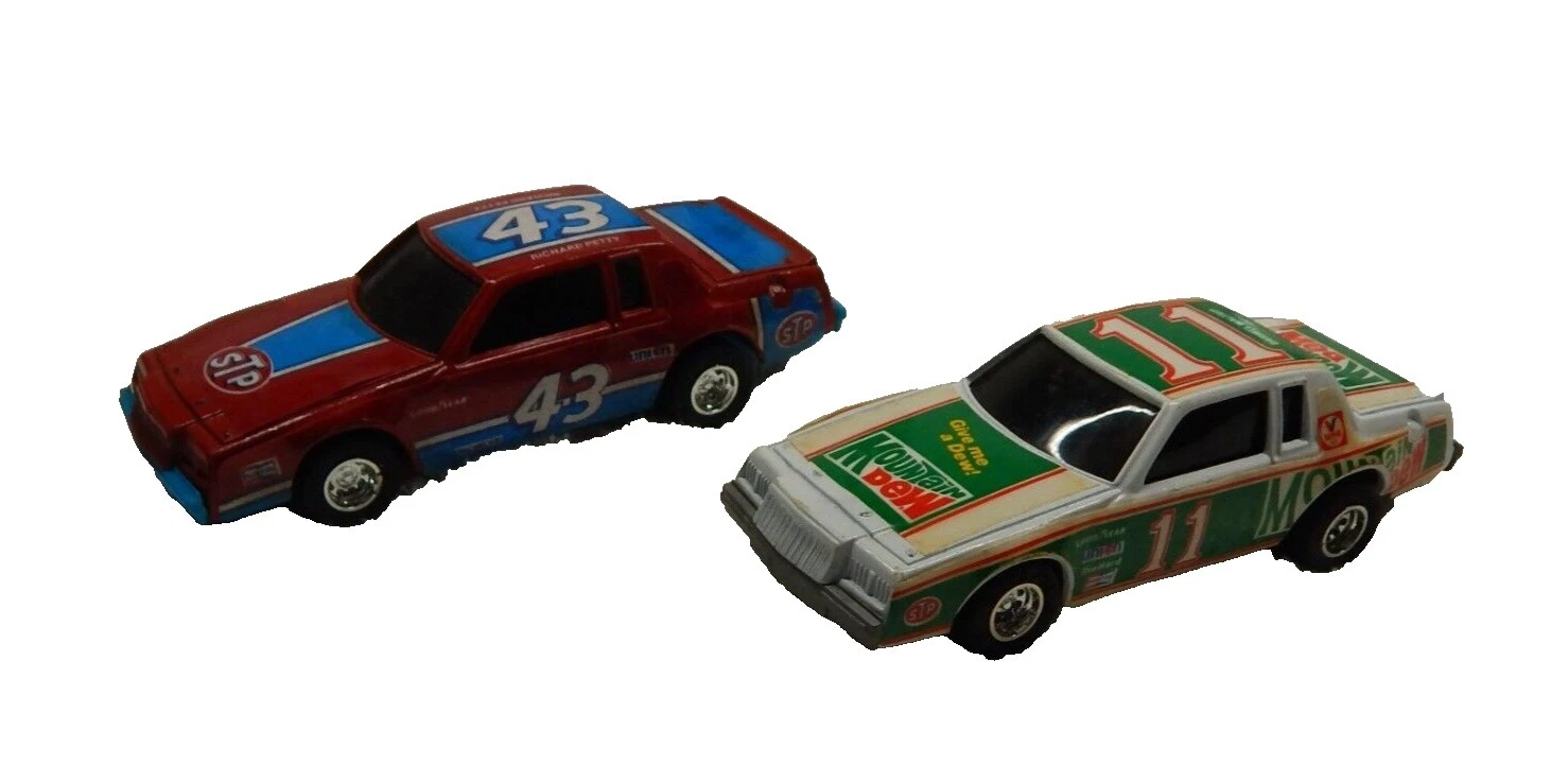 Ertl 1:43 Diecast Racing Cars