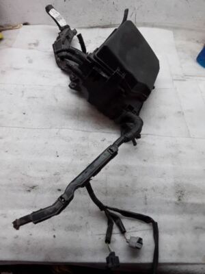 Fuse Relay Box Engine Sedan 14-19 COROLLA S-110N