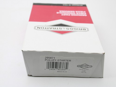 #ad Genuine Briggs amp; Stratton 295871 OEM Brand New Pull Start $19.95