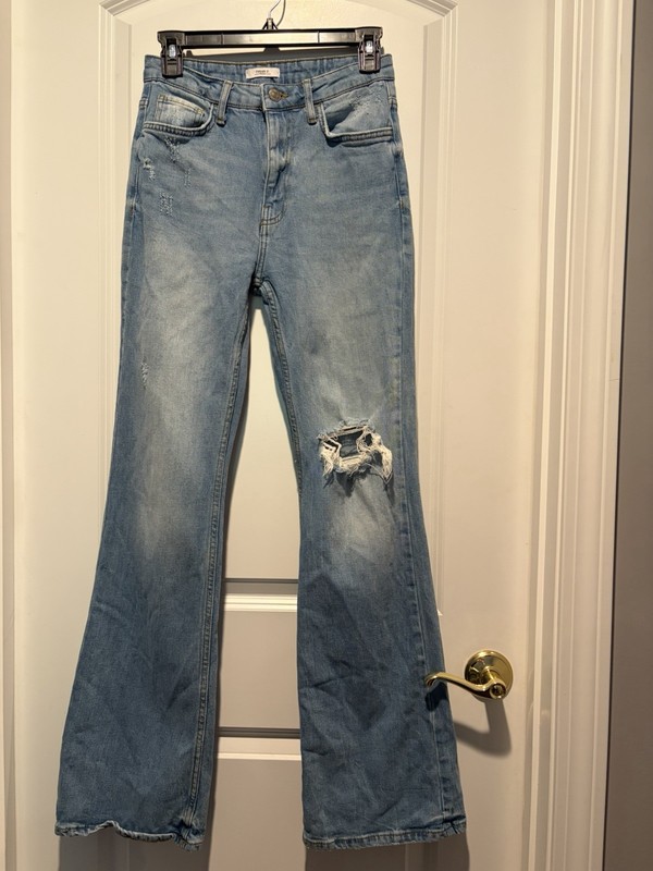 Forever 21 Women’s Jeans 26