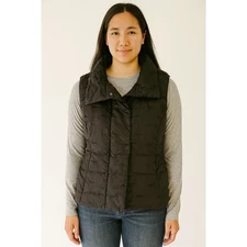 Talbots Black Quilted Down Vest Womens Medium Puffer Sleeveless Jacket