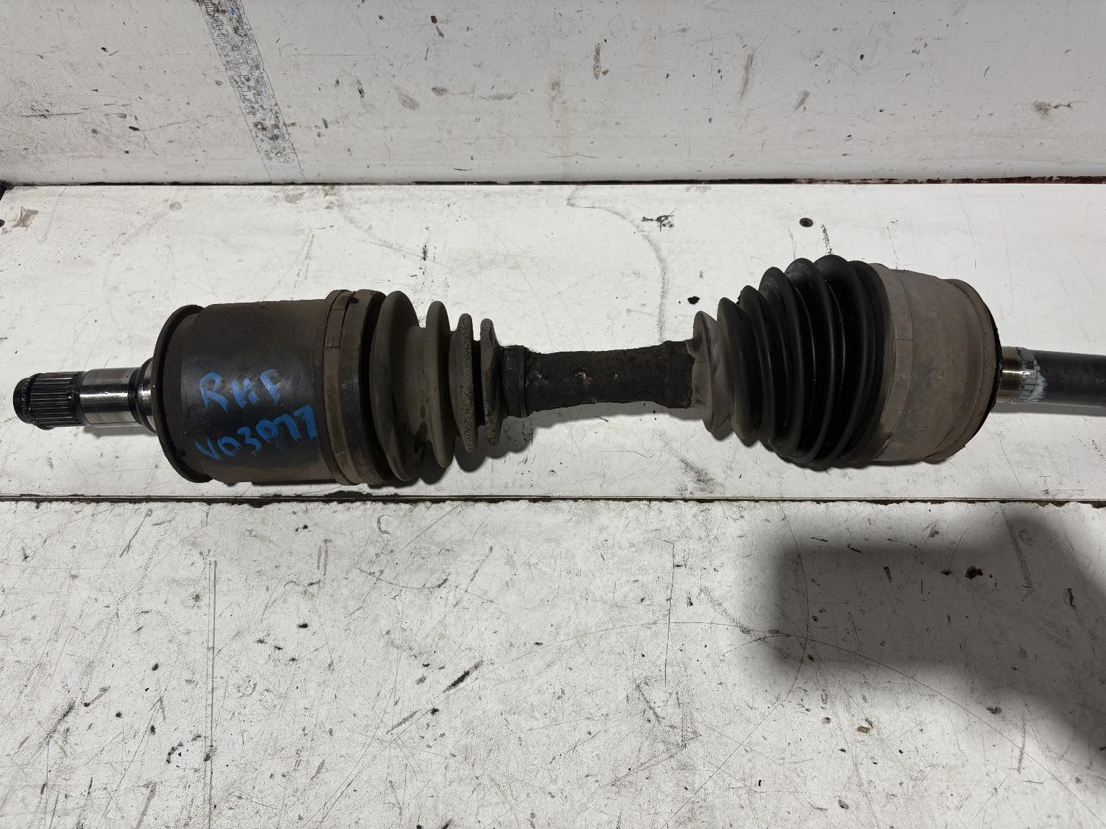 Toyota Land Cruiser Right Drive Shaft UZJ100 01/1998-10/2007 - thumbnail 8