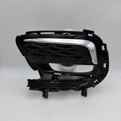 2021 2022 2023 CHRYSLER PACIFICA FRONT BUMPER Left SIDE FOG LIGHT LAMP BEZEL