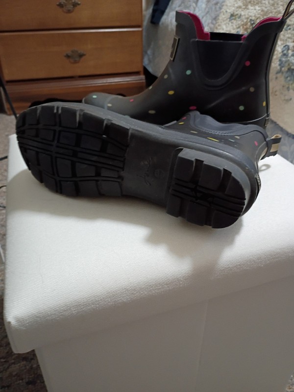 rubber boots 