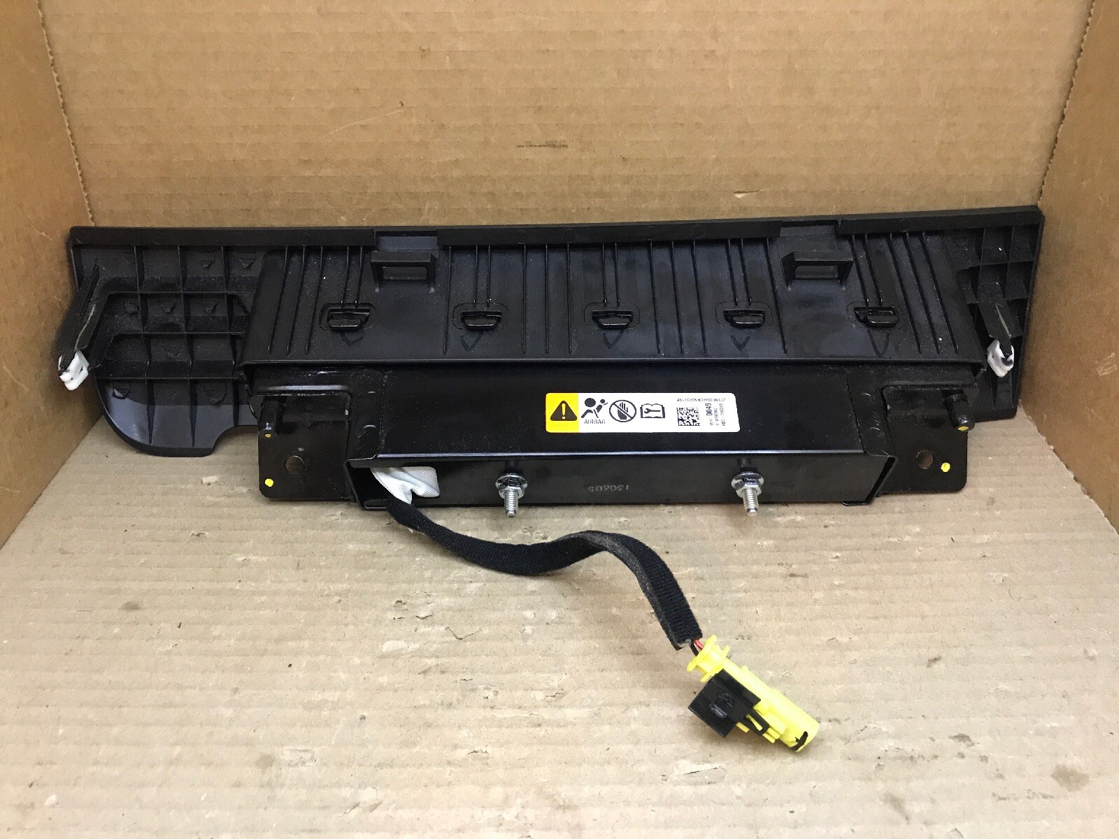 20132015 CHEVY CRUZE RIGHT SIDE PASSENGER KNEE LOWER AIRBAG AIR BAG