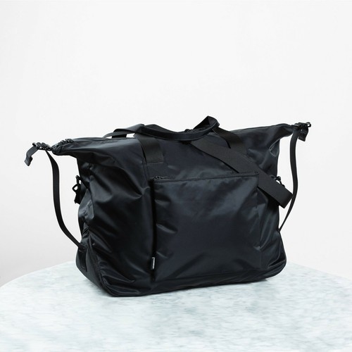 Sandqvist Maja Weekend Bag in Black 