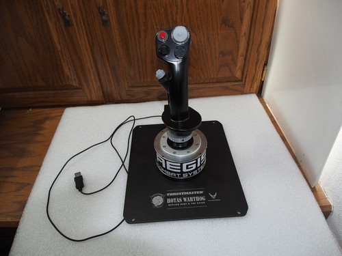 Thrustmaster HOTAS Warthog Flight Stick para PC - Imagen 3 de 4