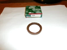 CHICAGO RAWHIDE 14208 DOUBLE LIP  OIL SEAL~1.438" X 1.881" X .25"