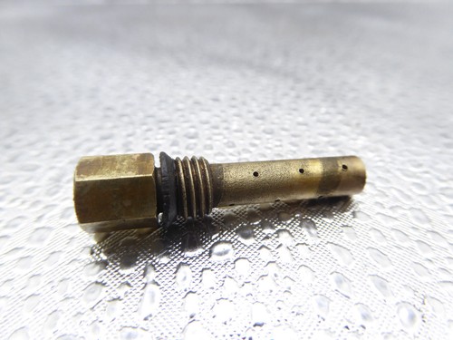 SUZUKI GS750 MIKUNI 1978 VM26 VERGASER CARBURETTOR EMULSIONSROHR DÜSENHALTER ROHR