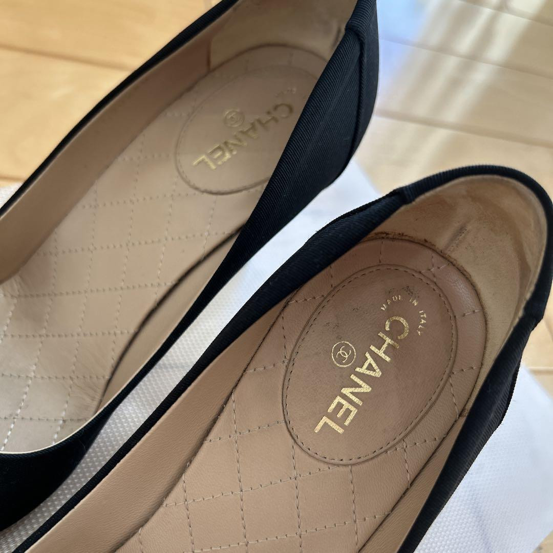 Chanel High Heel Pumps Black Enamel With Coco Mark Size 37.5 US About7.5 Women thumbnail 5