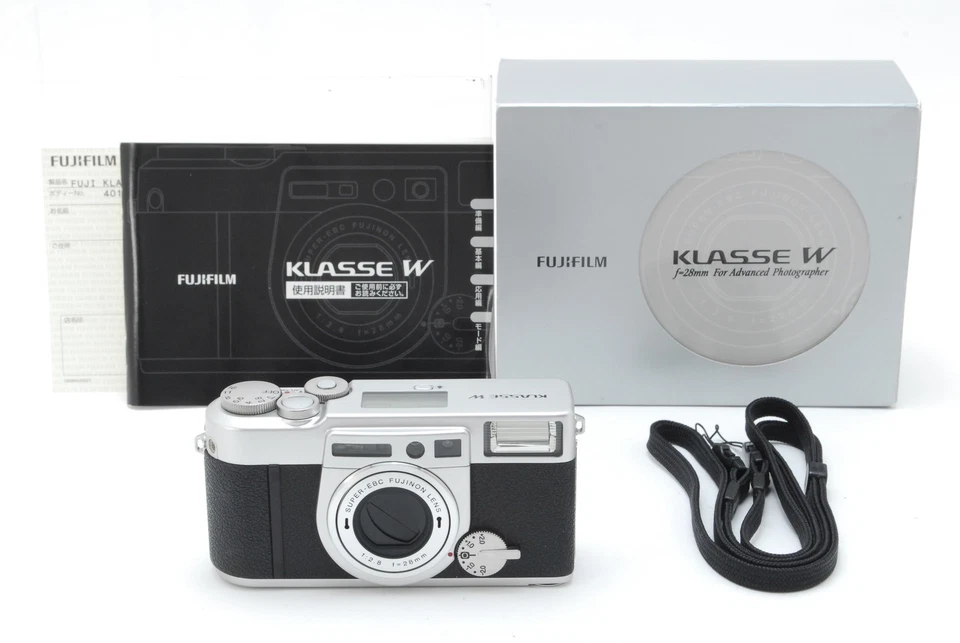 [Excelente COMO NUEVA] Cámara fotográfica Fujifilm CLASE W plateada 35 mm apuntar y disparar AF de JAPÓN Foto 2 de 4