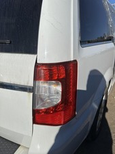 11 12 13 14 15 16 CHRYSLER TOWN CNTRY Tail Light Lamp Passenger Right