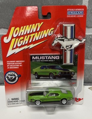Johnny Lightning Mustangs  71 Ford Mustang Mach 1 1:64 White Lightning Chase MOC
