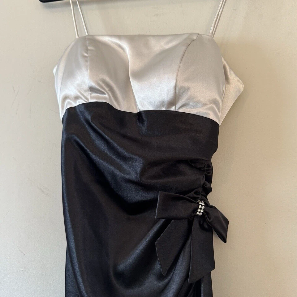 Vestido Formal De Colección BLONDIE NITES Negro Blanco Esmoquin Volantes Estrás Baile de graduación Hada 3 Foto 2 de 4