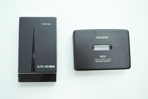 Aiwa PX257 Toshiba KT-4168 Cassette Walkman Lot Japan For Parts or Repair Analog