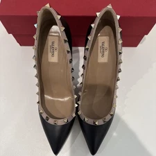 Valentino Garavani Rockstud High Heeled Shoes Size 39