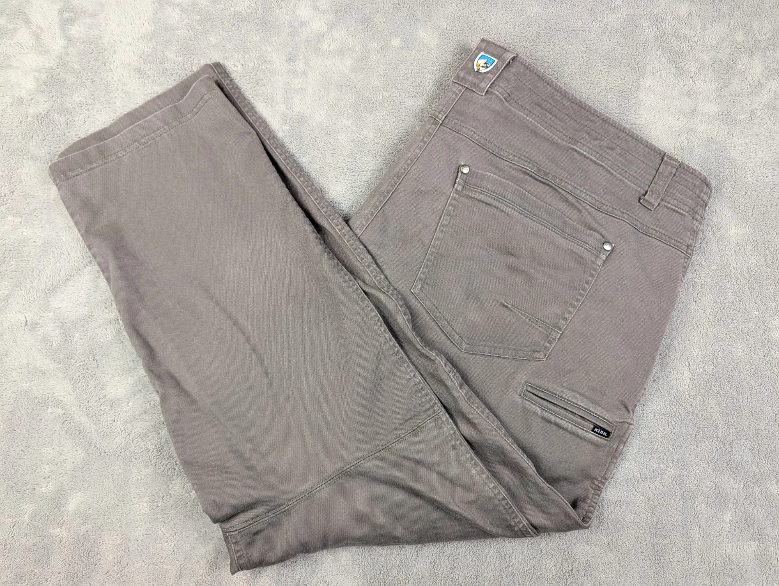 Kuhl Revolt Pants Mens 40x30 Gray Stretch Canvas Chino Outdoor Hiking Casual
Opens in a new window o