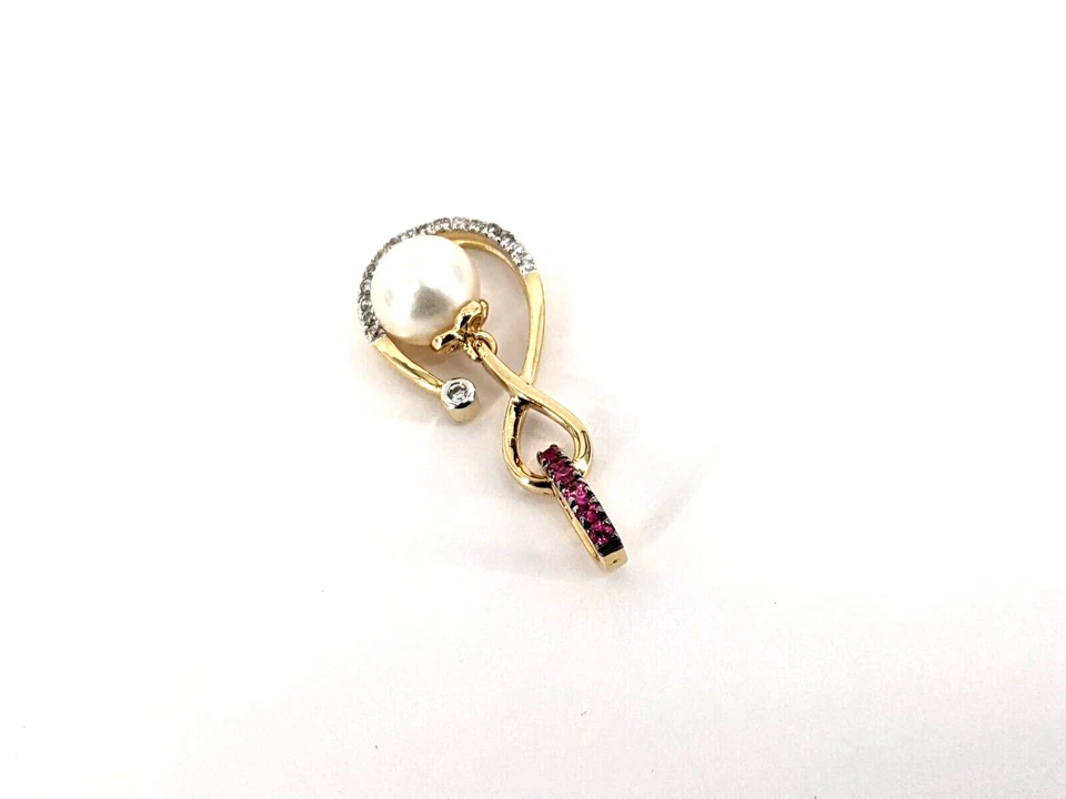 14KT Yellow Gold 2.30 Grams Diamonds, Pearl, & Rubies Pendant - Image 4 of 4