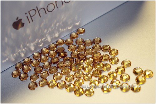 Pack of 50,000 Size 4mm RESIN FLAT BACK RHINESTONES DIAMANTE GLUEFIX CRAFT GEMS - Picture 22 of 64